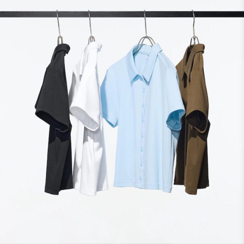 Women's Uniqlo Black Mini Polo Shirt Size Medium - Picture 2 of 4